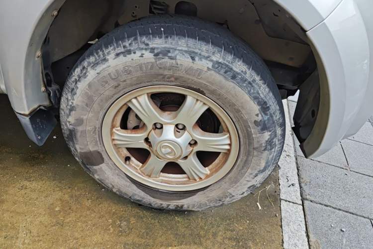 Used Great Wall Wingle 5 2020 2.0T Diesel Two-Wheel-Drive Elite Version Big Double Cab China VI Standard GW4D20M Right Front Wheel Hub