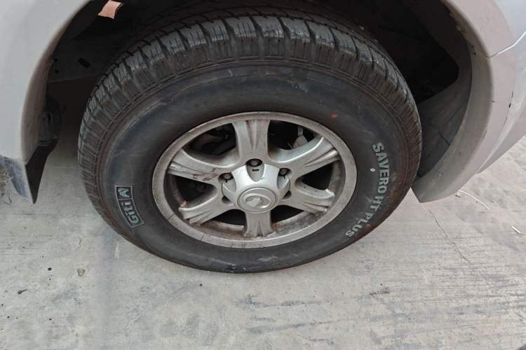 Used Great Wall Wingle 5 2020 2.4L Gasoline Two-Wheel Drive Value Edition Big Double Cab China VI Standard 4K22D4M Right Front Wheel Hub