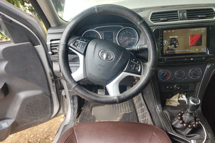 Used Great Wall Wingle 5 2020 2.0T Diesel Two-Wheel-Drive Elite Version Big Double Cab China VI Standard GW4D20M Steering Wheel