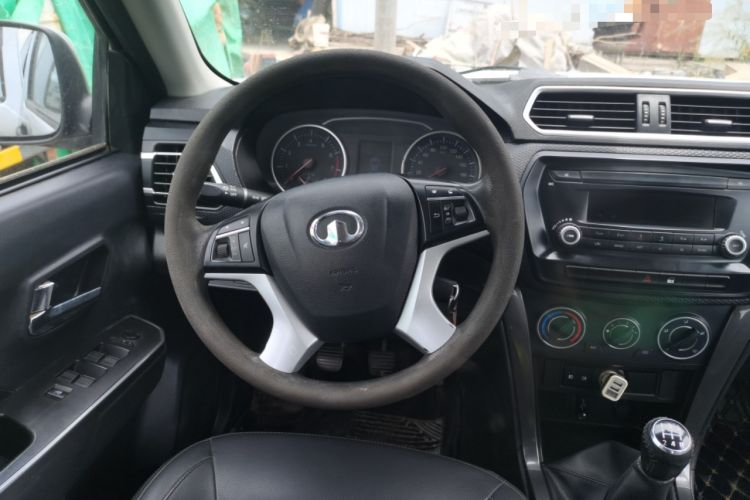Used Great Wall Wingle 5 2020 2.4L Gasoline Two-Wheel Drive Value Edition Big Double Cab China VI Standard 4K22D4M Steering Wheel