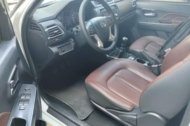 Used Great Wall Wingle 5 2020 2.0T Diesel Two-Wheel-Drive Elite Version Big Double Cab China VI Standard GW4D20M Driver Seat