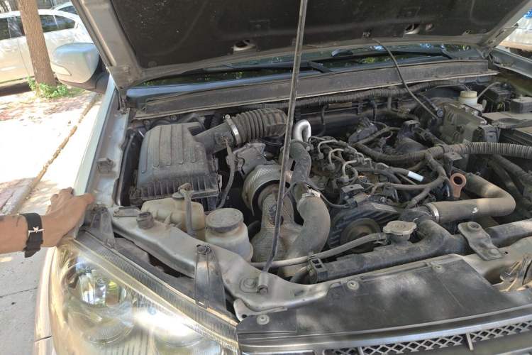 Used Great Wall Wingle 5 2020 2.0T Diesel 4x4 Elite Version Big Double Cab China VI Emission Standard GW4D20M Engine Bay Right