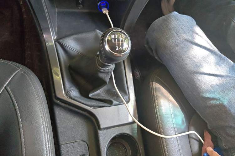 Used Great Wall Wingle 5 2020 2.0T Diesel 4x4 Elite Version Big Double Cab China VI Emission Standard GW4D20M Gear Lever