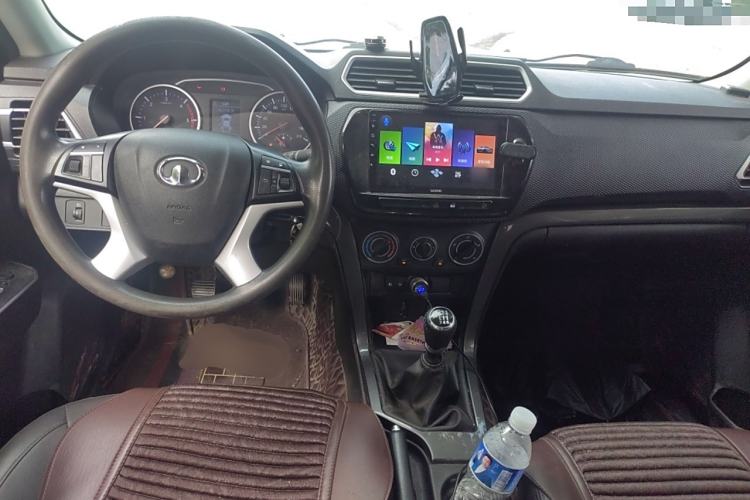 Used Great Wall Wingle 5 2020 2.0T Diesel Two-Wheel-Drive Elite Version Big Double Cab China VI Standard GW4D20M Interior 2
