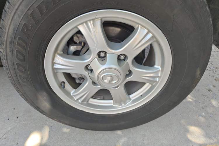 Used Great Wall Wingle 5 2020 2.0T Diesel 4x4 Elite Version Big Double Cab China VI Emission Standard GW4D20M Right Front Wheel Hub