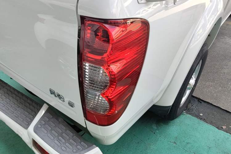 Used Great Wall Wingle 5 2020 2.0T Diesel Two-Wheel-Drive Elite Version Big Double Cab China VI Standard GW4D20M Right Rear Taillight