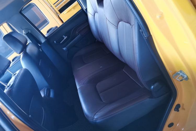 Used Great Wall Wingle 5 2020 2.4L Gasoline Two-Wheel Drive Value Edition Big Double Cab China VI Standard 4K22D4M Interior 4