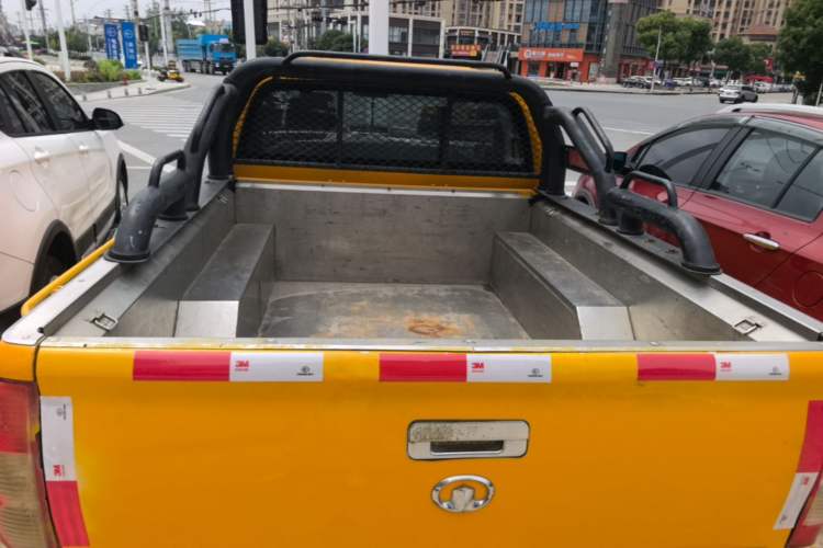 Used Great Wall Wingle 5 2020 2.0T Diesel Two-Wheel-Drive Elite Version Big Double Cab China VI Standard GW4D20M Trunk