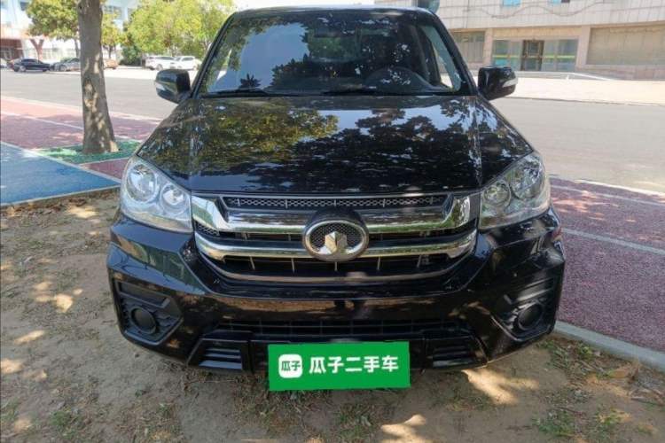 Used Great Wall Wingle 5 2021 1.5T Two-Wheel Drive "Dry Meal" Edition Value Model with a 1680mm Cargo Bed Equipped with GW4G15K Engine Exterior 1