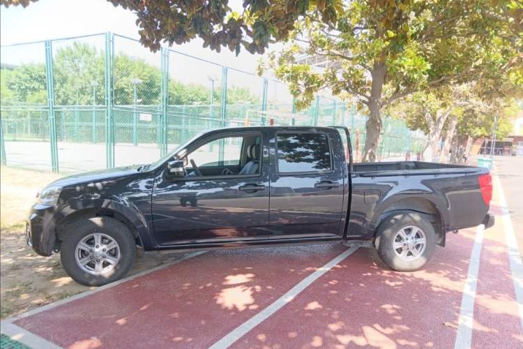 Used Great Wall Wingle 5 2021 1.5T Two-Wheel Drive "Dry Meal" Edition Value Model with a 1680mm Cargo Bed Equipped with GW4G15K Engine Exterior 3