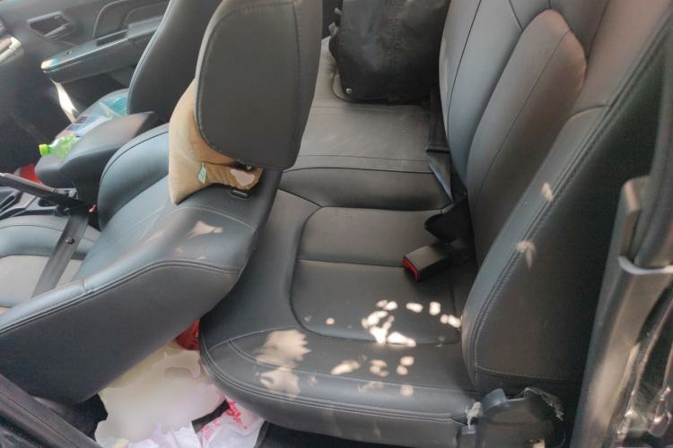 Used Great Wall Wingle 5 2021 1.5T Two-Wheel-Drive "Dry Meal" Elite Version with 1680mm Cargo Bed GW4G15K Left Rear Seat