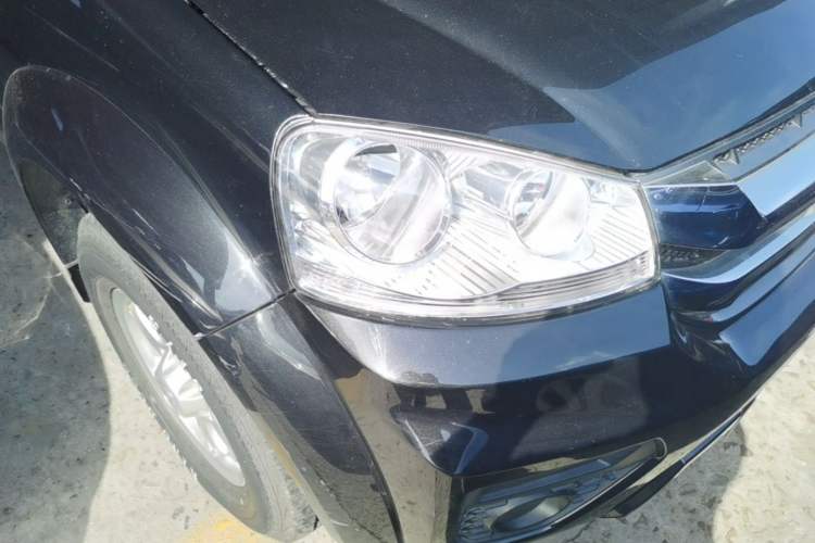 Used Great Wall Wingle 5 2021 2.0T Diesel Two-Wheel Drive Elite Version Big Double Cab China VI Standard GW4D20M Right Front Headlight