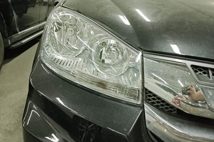Used Great Wall Wingle 5 2021 1.5T Two-Wheel Drive "Dry Meal" Value Edition with an Extra-Long 1820mm Cargo Bed Equipped with GW4G15K Engine Right Front Headlight