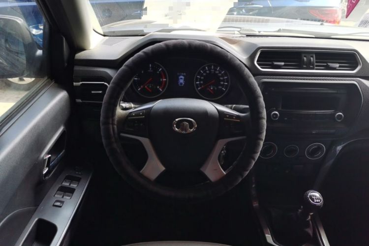 Used Great Wall Wingle 5 2021 2.0T Diesel Two-Wheel Drive Elite Version Big Double Cab China VI Standard GW4D20M Steering Wheel