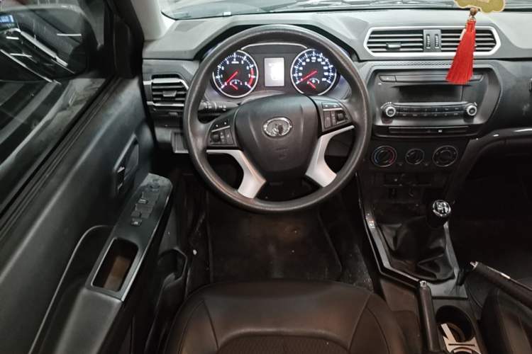 Used Great Wall Wingle 5 2021 1.5T Two-Wheel Drive "Dry Meal" Value Edition with an Extra-Long 1820mm Cargo Bed Equipped with GW4G15K Engine Steering Wheel