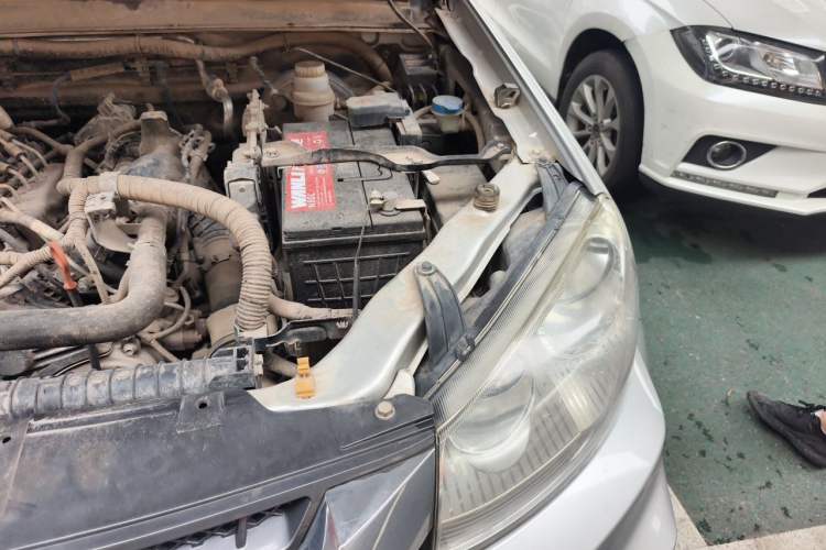 Used Great Wall Wingle 5 2021 2.0T Diesel 4x4 Ultra-Value Big Double-Cab China VI GW4D20M Engine Bay Left