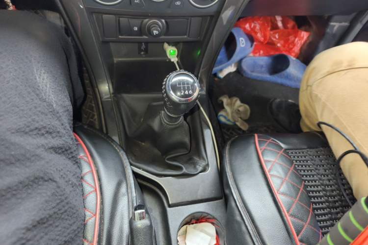 Used Great Wall Wingle 5 2021 2.0T Diesel 4x4 Ultra-Value Big Double-Cab China VI GW4D20M Gear Lever