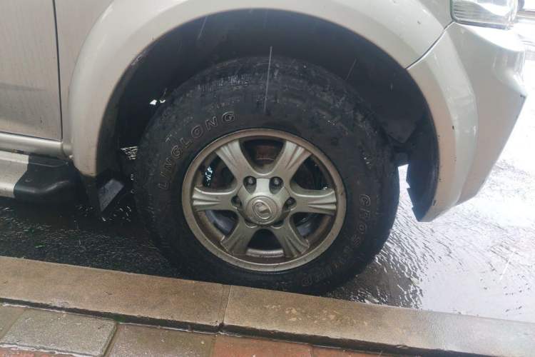 Used Great Wall Wingle 5 2021 2.0T Diesel Two-Wheel Drive Elite Version Big Double Cab China VI Standard GW4D20M Right Front Wheel Hub
