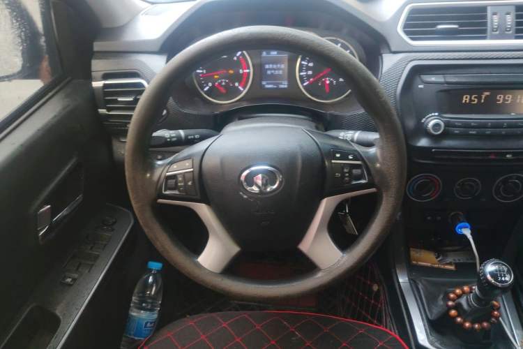 Used Great Wall Wingle 5 2021 2.0T Diesel Two-Wheel Drive Elite Version Big Double Cab China VI Standard GW4D20M Steering Wheel