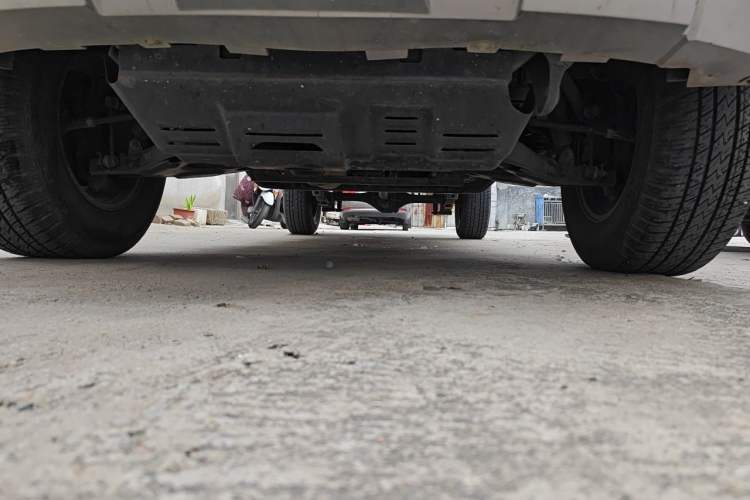 Used Great Wall Wingle 5 2021 2.0T Diesel 4x4 Elite Edition Flatbed Cargo Box China VI Standard GW4D20M Chassis Front