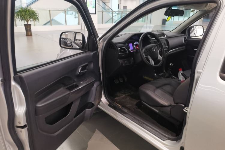 Used Great Wall Wingle 5 2021 2.0T Diesel Two-Wheel Drive Elite Version Big Double Cab China VI Standard GW4D20M Driver Seat