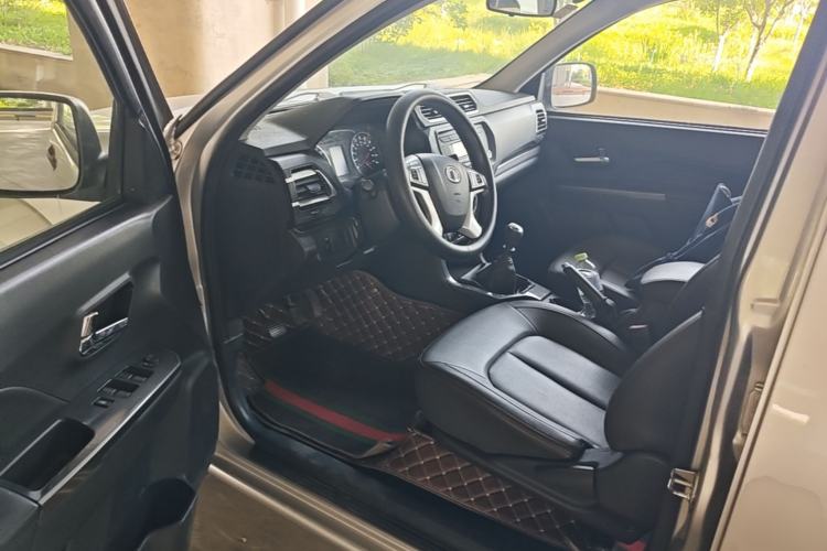 Used Great Wall Wingle 5 2021 2.0T Diesel Two-Wheel Drive Elite Version Big Double Cab China VI Standard GW4D20M Driver Seat