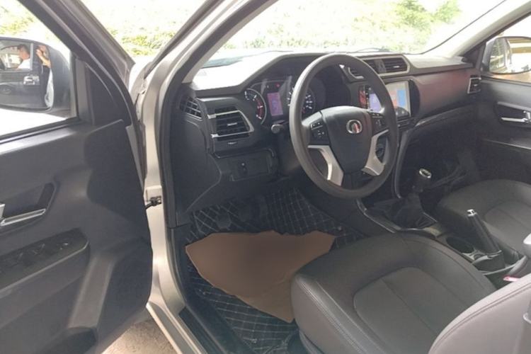 Used Great Wall Wingle 5 2021 2.0T Diesel Two-Wheel Drive Elite Version with Long Cargo Bed China VI Emission Standard GW4D20M Driver Seat