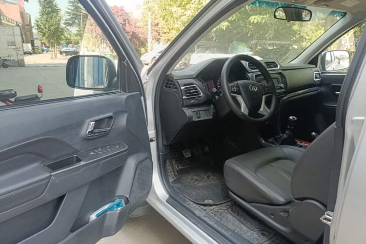Used Great Wall Wingle 5 2021 2.0T Diesel Two-Wheel Drive Elite Version Big Double Cab China VI Standard GW4D20M Driver Seat