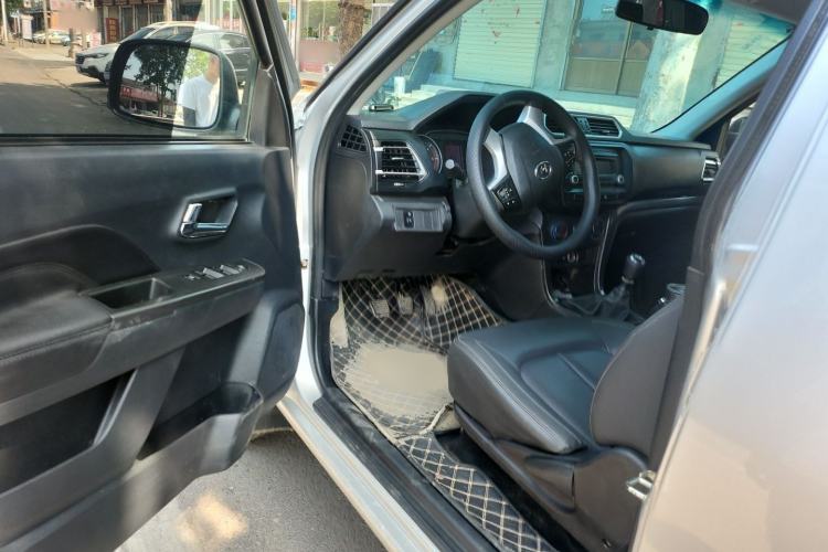 Used Great Wall Wingle 5 2021 2.0T Diesel Two-Wheel Drive Ultra-Value Big Double-Cab China VI GW4D20M Driver Seat
