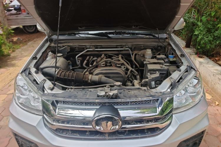 Used Great Wall Wingle 5 2021 2.4L Gasoline Two-Wheel-Drive Progressive Version Big Double Cab China VI Emission Standard 4K22D4M Engine Bay