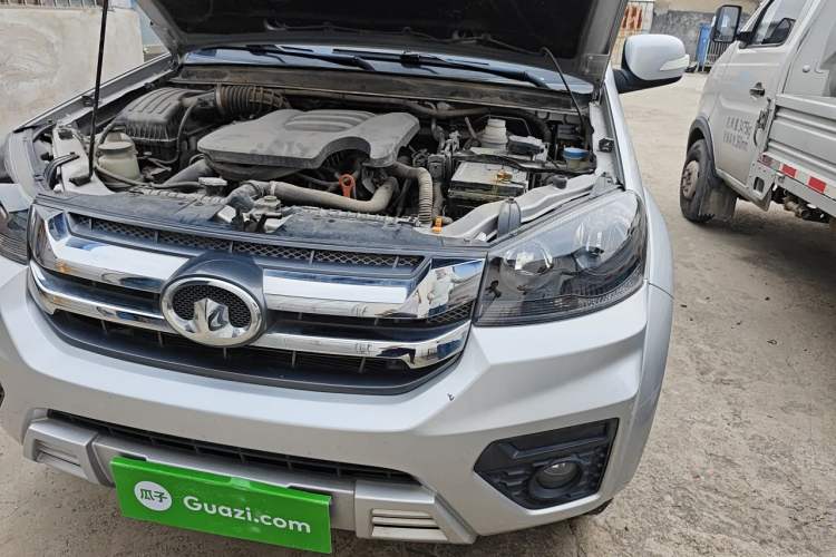 Used Great Wall Wingle 5 2021 2.0T Diesel 4x4 Elite Edition Flatbed Cargo Box China VI Standard GW4D20M Engine Bay Left