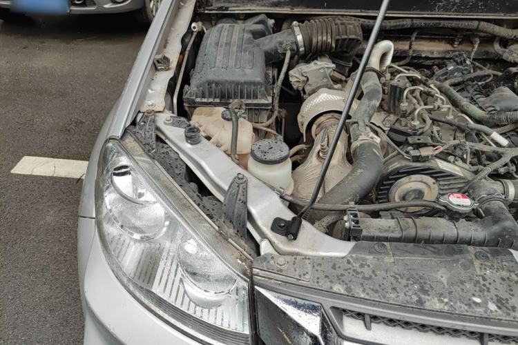 Used Great Wall Wingle 5 2021 2.0T Diesel 4x4 Ultra-Value Big Double-Cab China VI GW4D20M Engine Bay Right