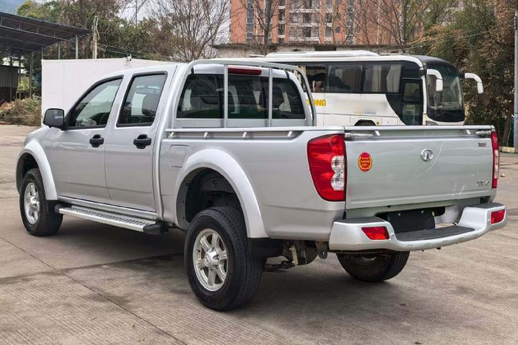Used Great Wall Wingle 5 2021 2.0T Diesel Two-Wheel Drive Elite Version with Flat Bed Cargo Box China VI Emission Standard GW4D20M Exterior 2