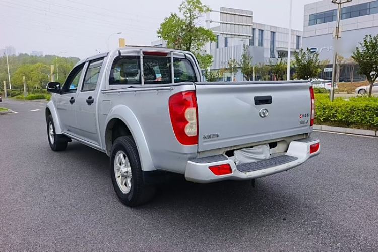 Used Great Wall Wingle 5 2021 2.0T Diesel Two-Wheel Drive Elite Version Big Double Cab China VI Standard GW4D20M Exterior 3