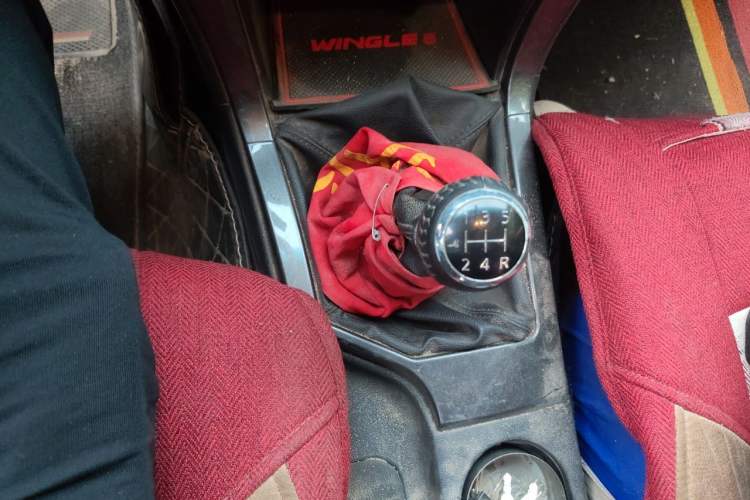 Used Great Wall Wingle 5 2021 2.4L Gasoline Two-Wheel-Drive Progressive Version Big Double Cab China VI Emission Standard 4K22D4M Gear Lever