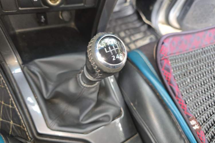 Used Great Wall Wingle 5 2021 2.0T Diesel Two-Wheel Drive Ultra-Value Big Double-Cab China VI GW4D20M Gear Lever