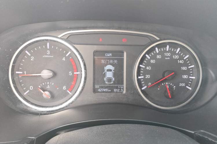 Used Great Wall Wingle 5 2021 2.0T Diesel Two-Wheel Drive Elite Version Big Double Cab China VI Standard GW4D20M Instrument Cluster