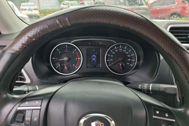 Used Great Wall Wingle 5 2021 2.0T Diesel Two-Wheel Drive Elite Version Big Double Cab China VI Standard GW4D20M Instrument Cluster