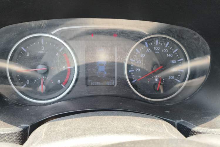 Used Great Wall Wingle 5 2021 2.0T Diesel Two-Wheel Drive Elite Version with Long Cargo Bed China VI Emission Standard GW4D20M Instrument Cluster