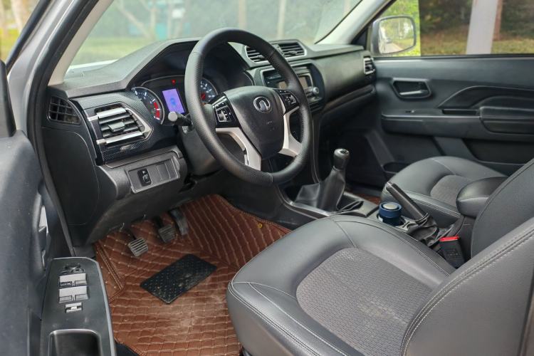 Used Great Wall Wingle 5 2021 1.5T Two-Wheel Drive "Dry Meal" Edition Value Model with a 1680mm Cargo Bed Equipped with GW4G15K Engine Interior 1