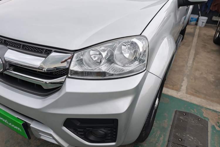 Used Great Wall Wingle 5 2021 2.0T Diesel 4x4 Elite Version Big Double Cab China VI Standard GW4D20M Left Front Headlight