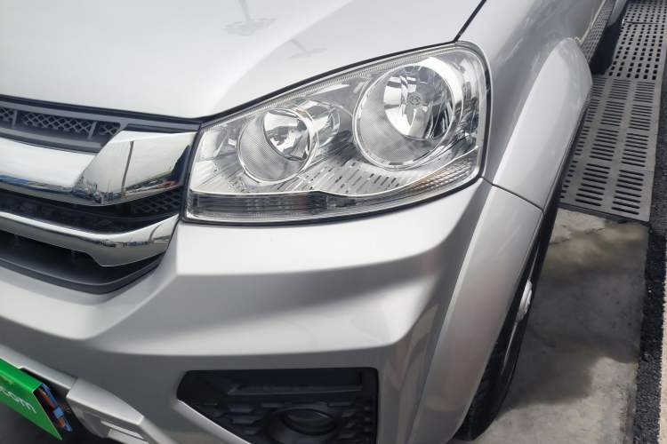 Used Great Wall Wingle 5 2021 2.0T Diesel Two-Wheel Drive Elite Version Big Double Cab China VI Standard GW4D20M Left Front Headlight