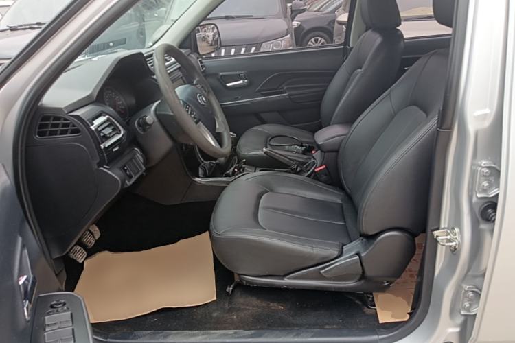 Used Great Wall Wingle 5 2021 2.4L Gasoline Two-Wheel-Drive Progressive Version Big Double Cab China VI Emission Standard 4K22D4M Left Front Seat
