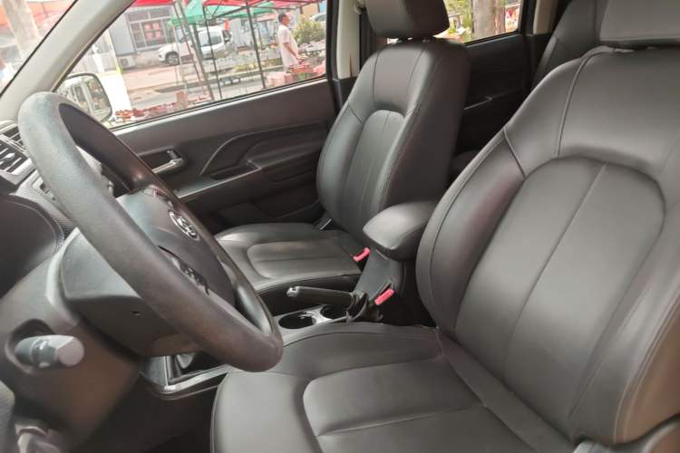 Used Great Wall Wingle 5 2021 2.4L Gasoline Two-Wheel-Drive Progressive Version Big Double Cab China VI Emission Standard 4K22D4M Left Front Seat