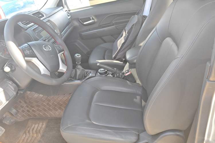 Used Great Wall Wingle 5 2021 2.0T Diesel Two-Wheel Drive Elite Version Big Double Cab China VI Standard GW4D20M Left Front Seat