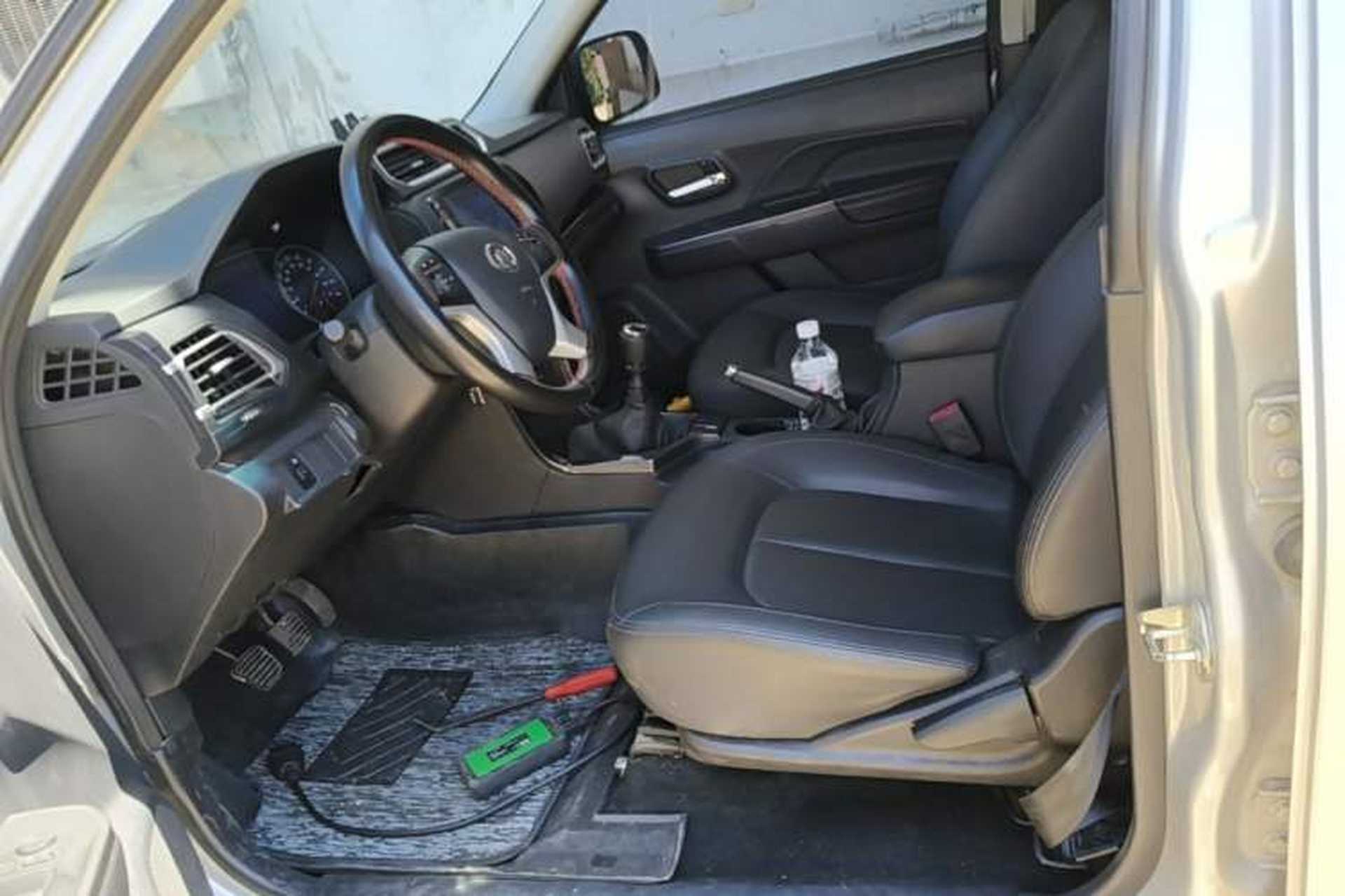 Used Great Wall Wingle 5 2021 2.0T Diesel Two-Wheel Drive Elite Version with Long Cargo Bed China VI Emission Standard GW4D20M Left Front Seat