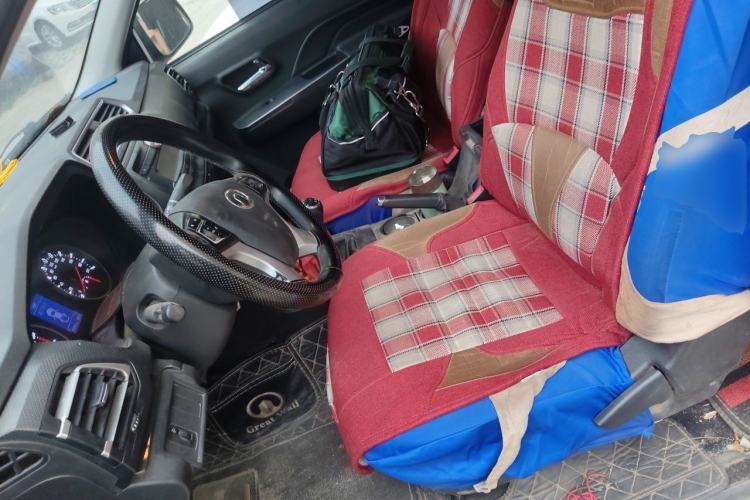 Used Great Wall Wingle 5 2021 2.4L Gasoline Two-Wheel-Drive Progressive Version Big Double Cab China VI Emission Standard 4K22D4M Left Front Seat