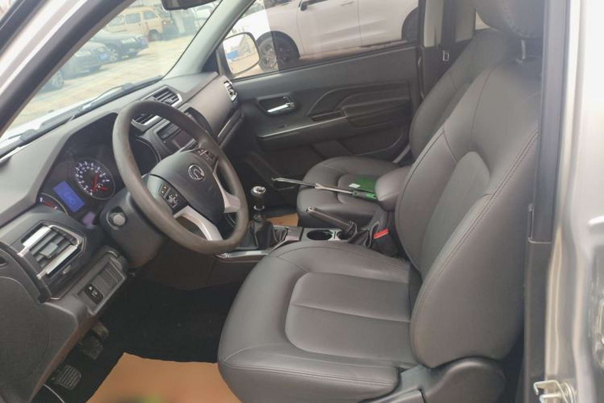Used Great Wall Wingle 5 2021 2.0T Diesel Two-Wheel Drive Ultra-Value Big Double-Cab China VI GW4D20M Left Front Seat