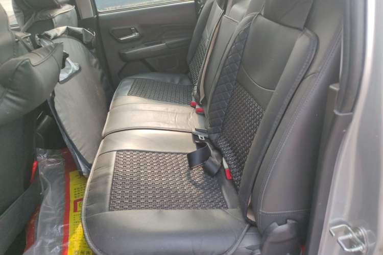Used Great Wall Wingle 5 2021 2.0T Diesel Two-Wheel Drive Elite Version Big Double Cab China VI Standard GW4D20M Left Rear Seat