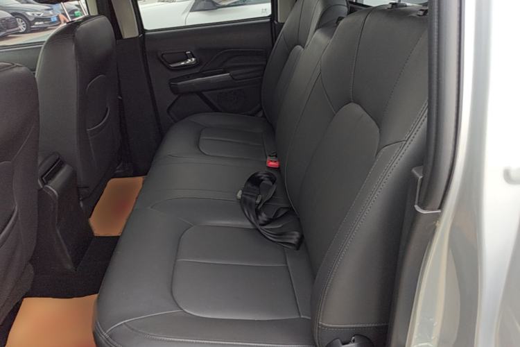 Used Great Wall Wingle 5 2021 2.0T Diesel 4x4 Elite Version Big Double Cab China VI Standard GW4D20M Left Rear Seat